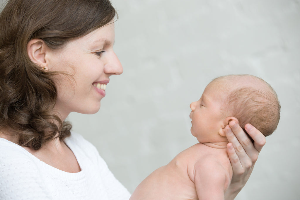 New Moms' Skin Problems and How to Deal with It