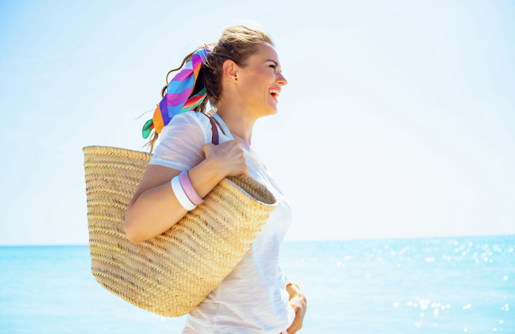 What to Wear this Summer? 4 Comfortable Summer Clothing Ideas For People with Skin Allergies